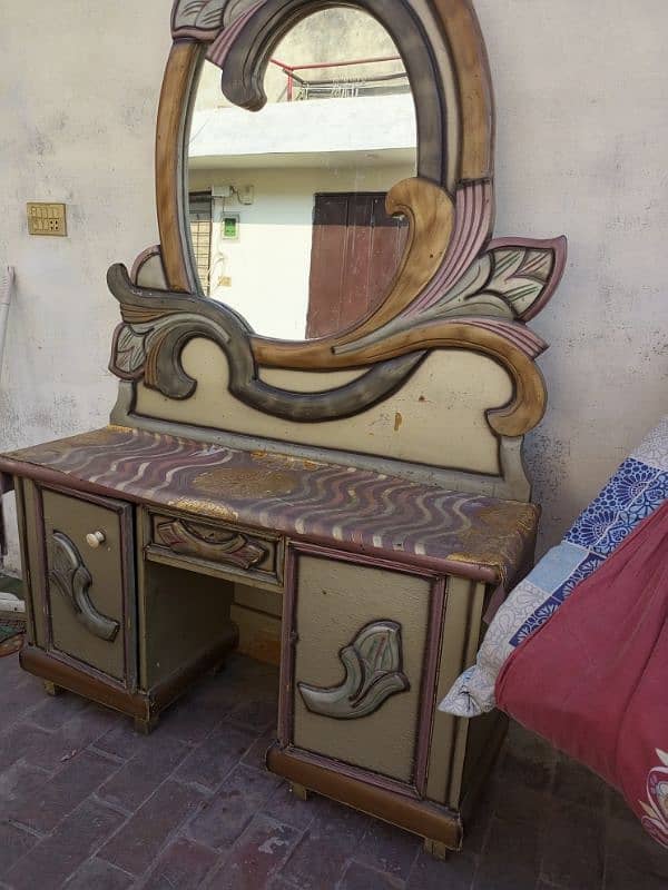 used Dressing table 1