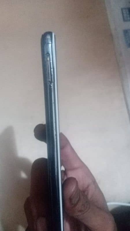 Huawei Y7 Prime 2018 glass brak ha work 100% good 3/32 1