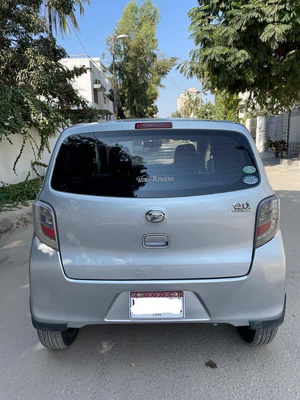 Daihatsu Mira 2015 2