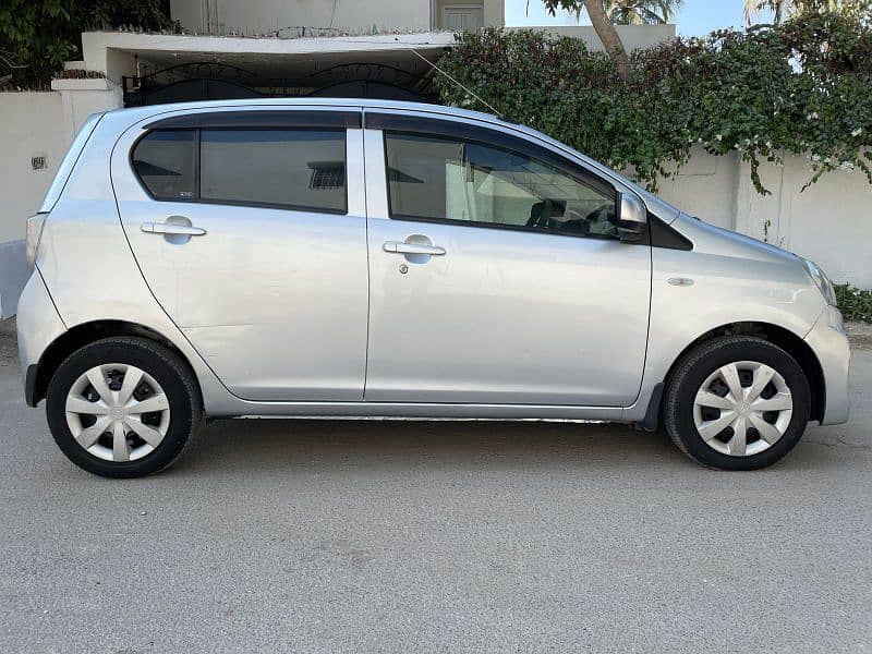 Daihatsu Mira 2015 8