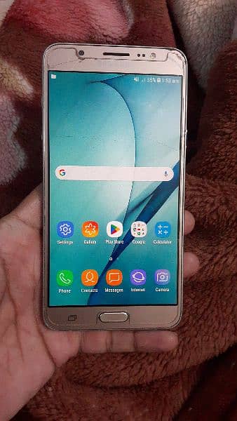 Samsung Galaxy J7 2016 2