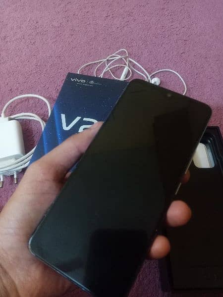 Vivo V21 Mint Condition Phone 8