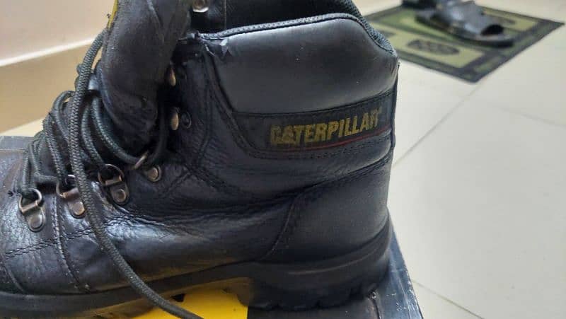 Caterpillar Safety Shoes 13