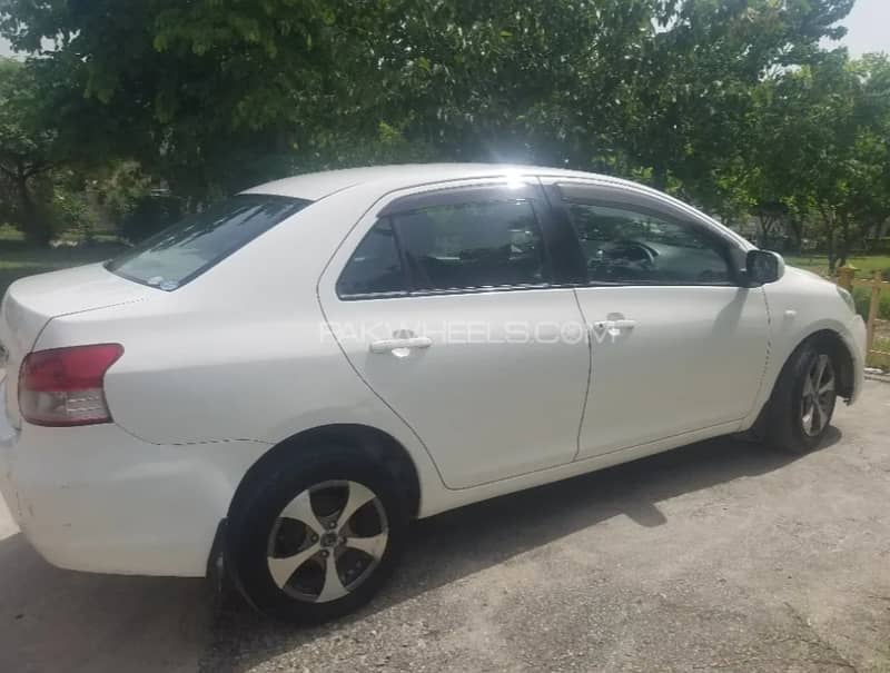 Toyota Belta 2013 1.3cc 11