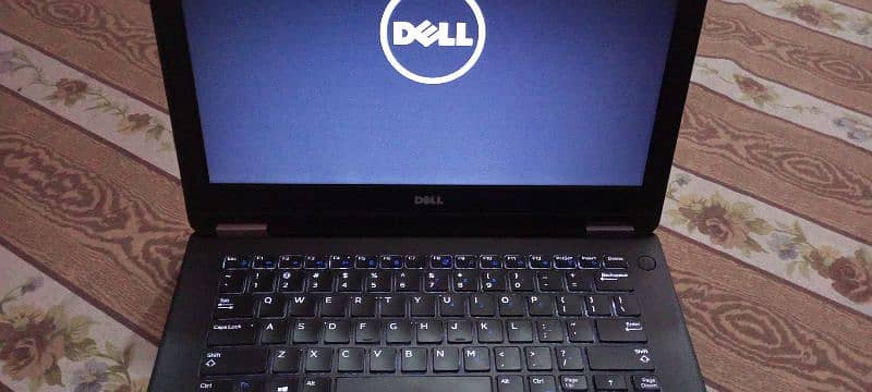 Dell E7270 1