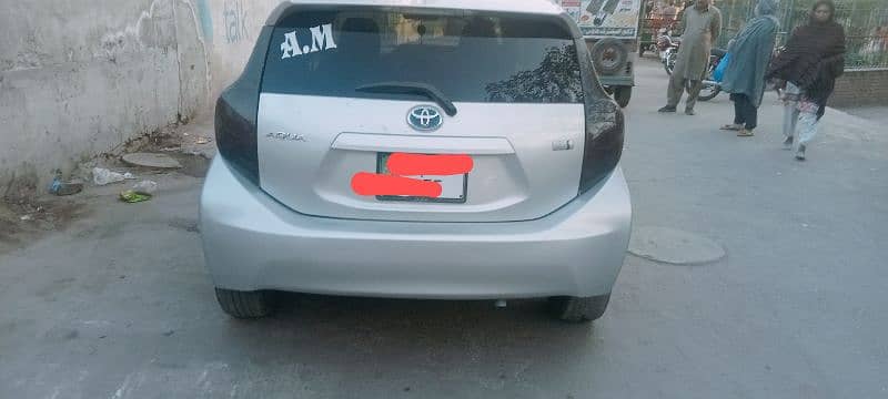 Toyota Aqua 2012/16 urgent sall contact 03004057266 14