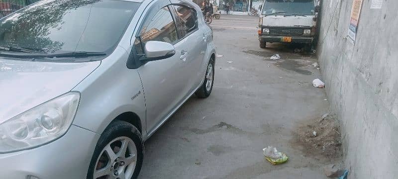 Toyota Aqua 2012/16 urgent sall contact 03004057266 15