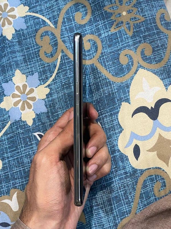 Samsung Galaxy S10+ (PTA approved) 1