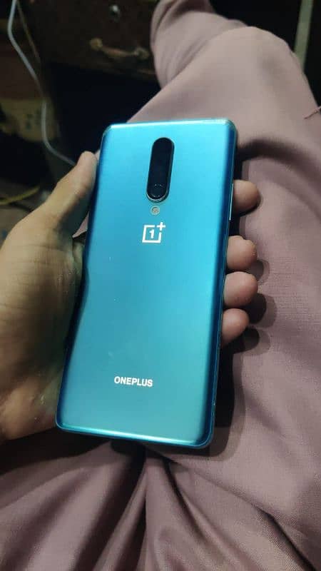 One plus 8 Panel 1 chota dot 1