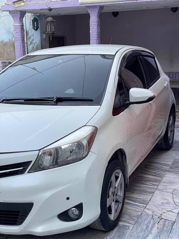 Toyota Vitz 2012 1