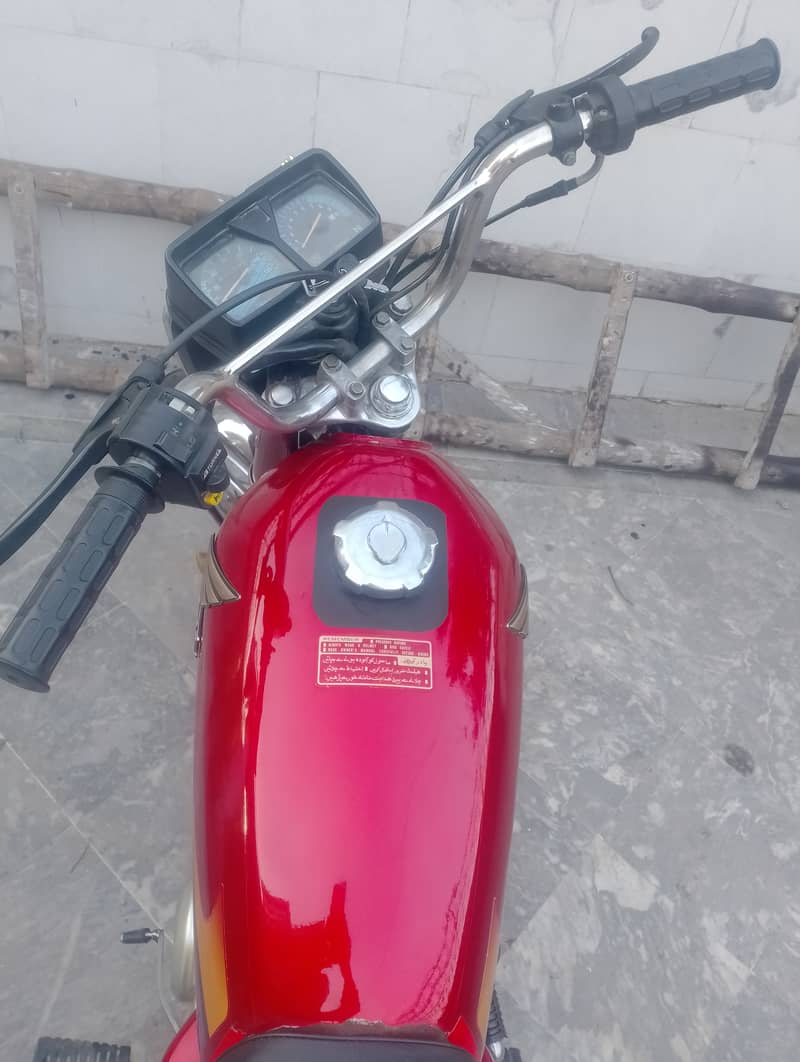 Honda CG 125 2010 9