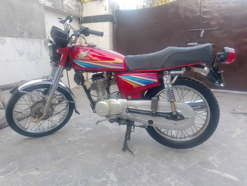 Honda CG 125 2010 13