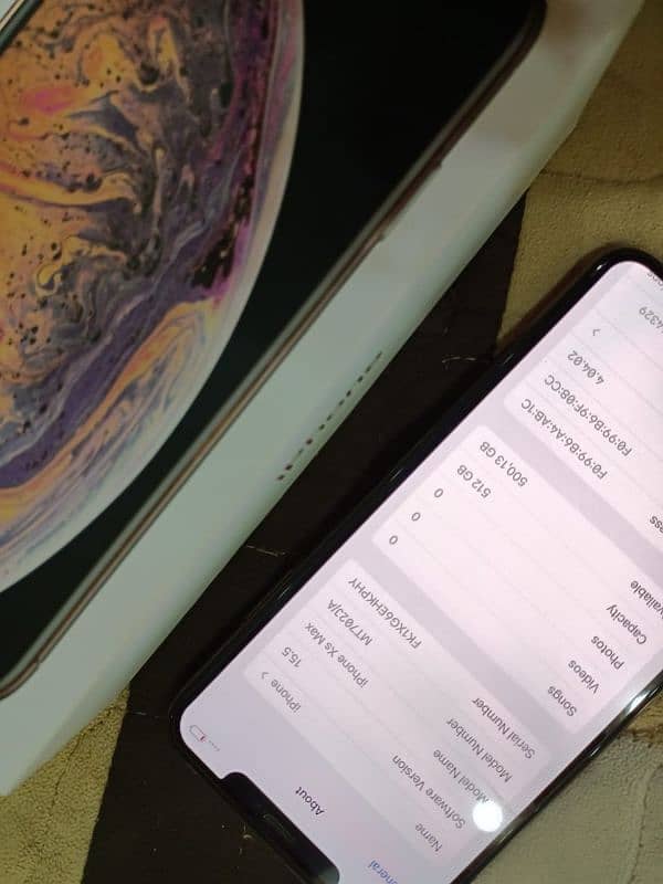 iPhone Xs Max /512/GB/95/health battery contact WhatsApp 03324816213 1