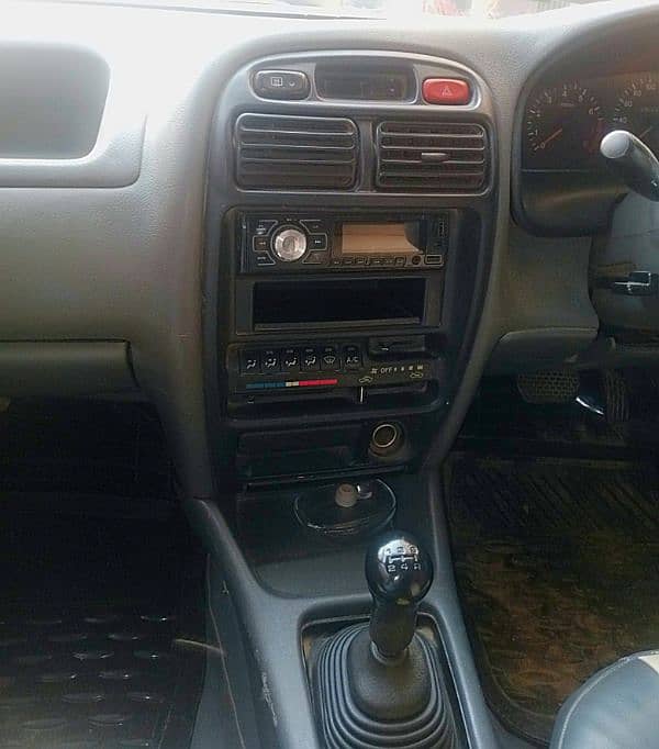 Suzuki Baleno 2004 3