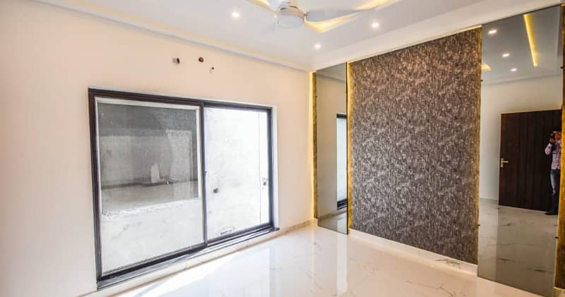 5 Marla luxury House Available For Sale In DHA 9 town Lahore 3