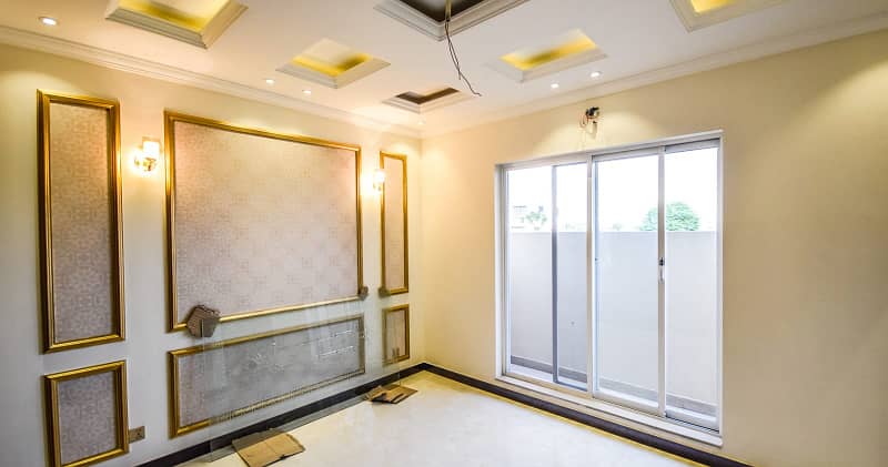 5 Marla luxury House Available For Sale In DHA 9 town Lahore 14