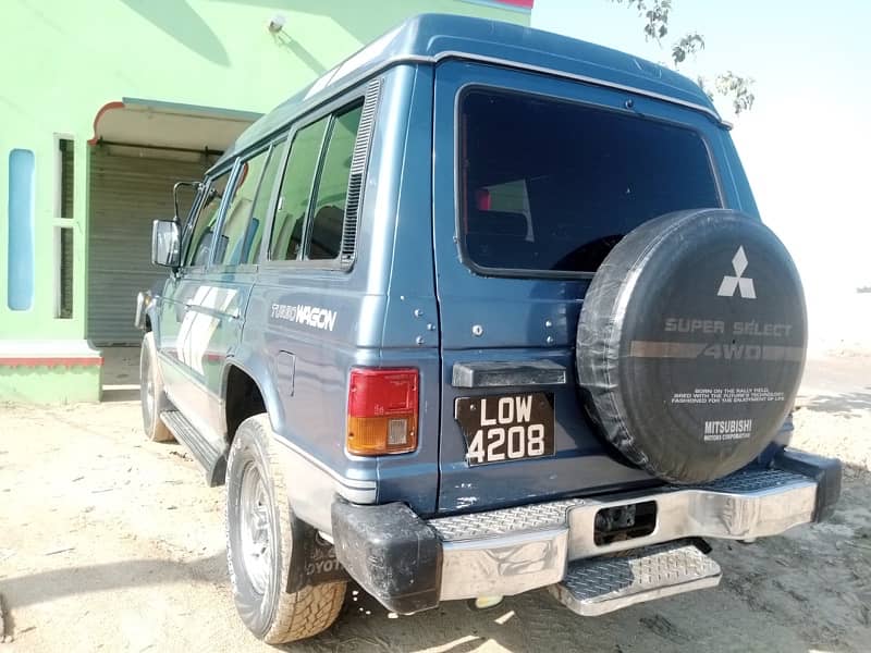 Mitsubishi Pajero 1990 2.5 Diesel  0302 6045022 3