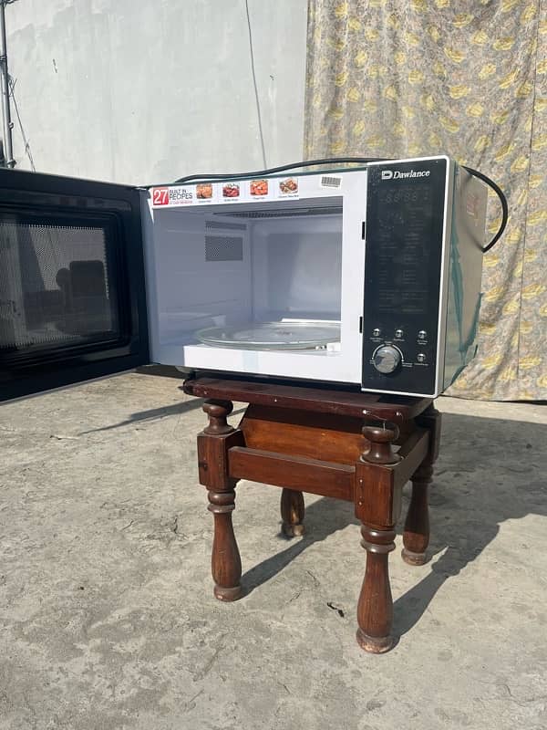 DW 131 HP Grilling Microwave Oven 3