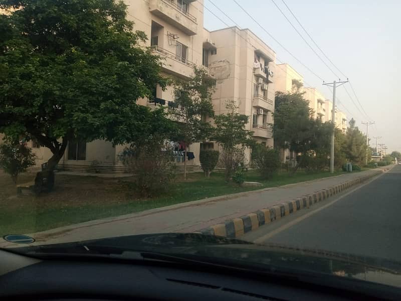 5 Marla 2 Bedroom flat for rent in Askari 11- C Lahore 2