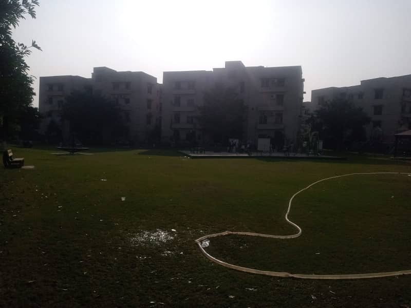 5 Marla 2 Bedroom flat for rent in Askari 11- C Lahore 4