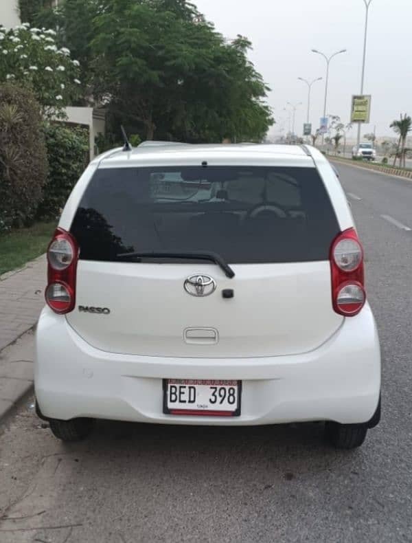 Toyota Passo 2012 9