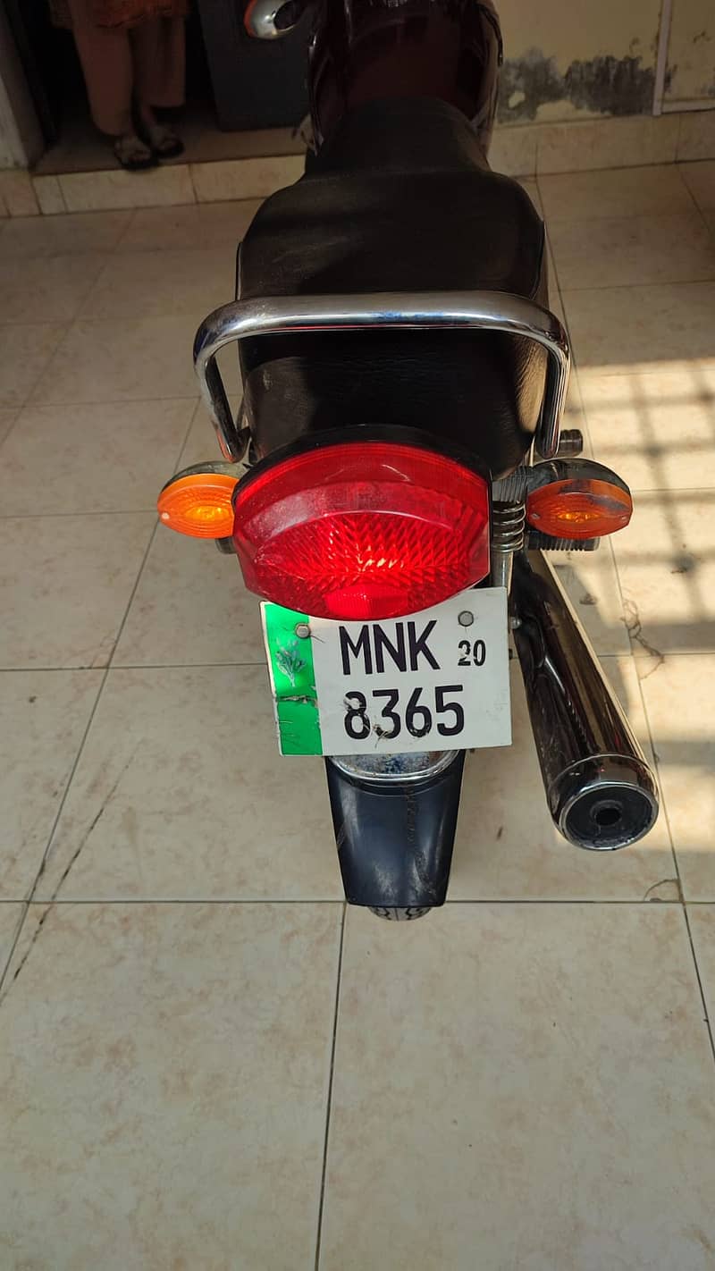 Honda 125 in New condition 4