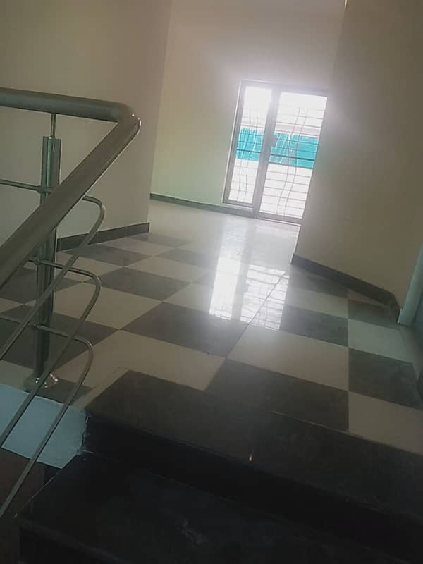 12 Marla 4 Bed House For Sale In Askari 11 Lahore. 7