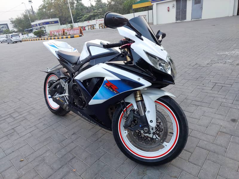 Suzuki GSX-R600 2013 3