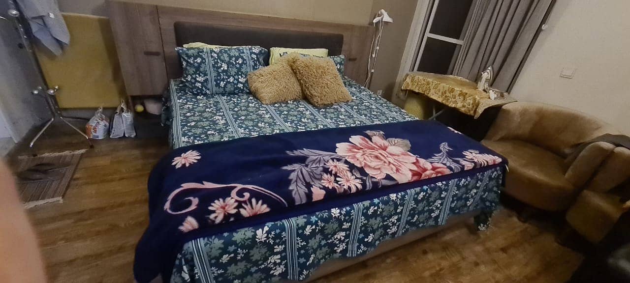 King Size bed with 2 mattresses for sale| Bed | Mattress | 0