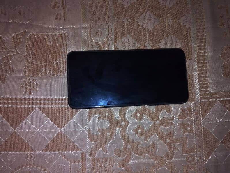 HUAWEI y9s 4