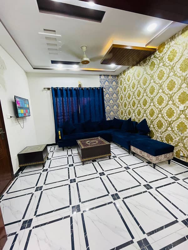 10 Marla Full Furnished Ground Portion For Rent 9