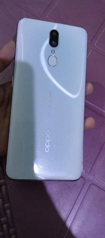 OPPO F11 1