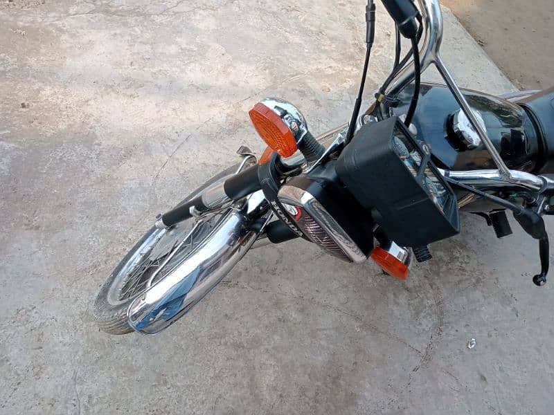 Honda CG 125 self start 6