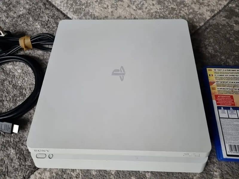 Sony PS4 slim 1tb playing games with controller 2