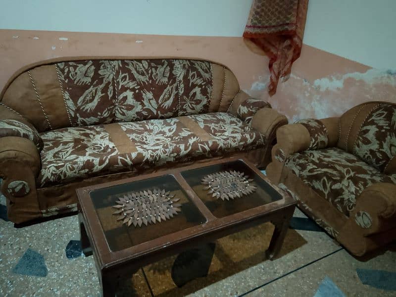 sofa Set 5 Seater Rs. 17000, Banaras Colony. Rawalpindi 0