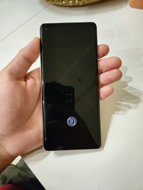 OnePlus 8 (8+8/128 GB) Pristine Condition 1