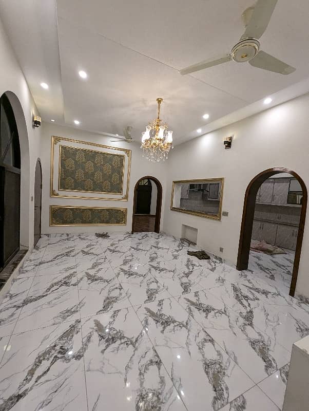 10 Marla Brand New type luxury stylish Spanish style renovated house available for sale in Iqbal town Lahore by Fast property services 22