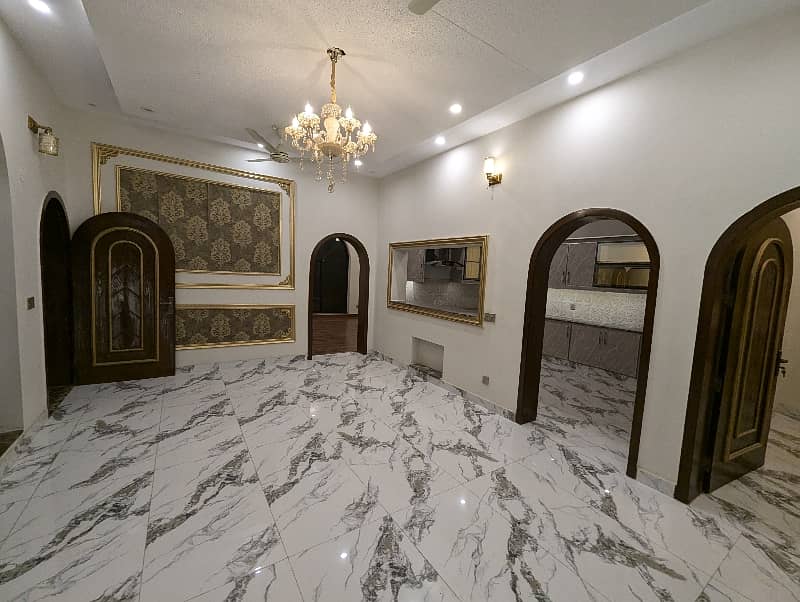 10 Marla Brand New type luxury stylish Spanish style renovated house available for sale in Iqbal town Lahore by Fast property services 8