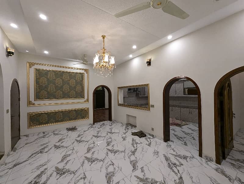 10 Marla Brand New type luxury stylish Spanish style renovated house available for sale in Iqbal town Lahore by Fast property services 16