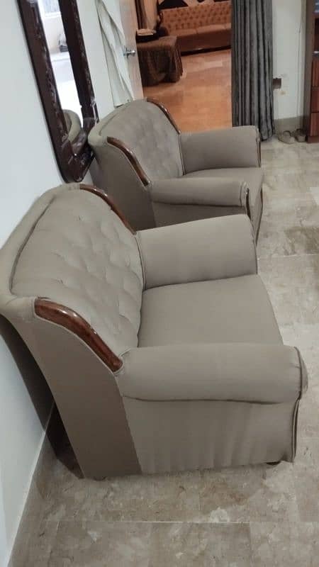 5 SEATER SOFA SET FOR SALE 5