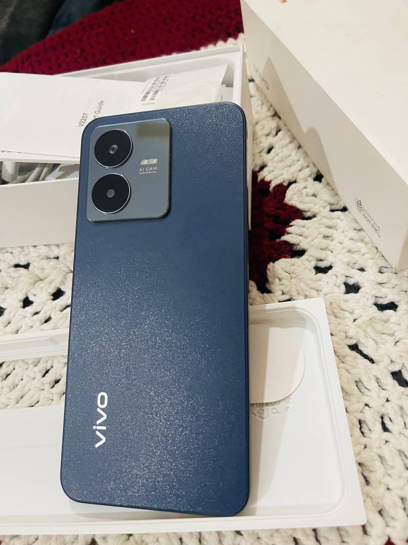 Vivo y22 4