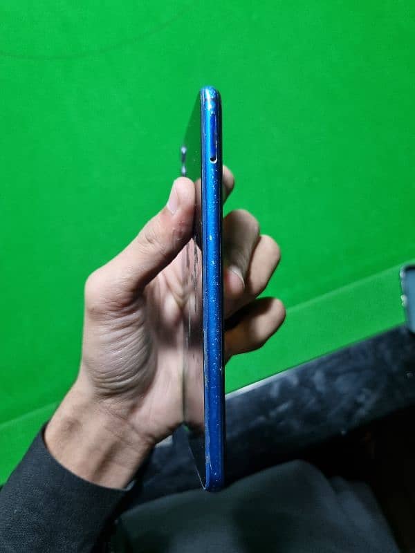 honor 8x 3