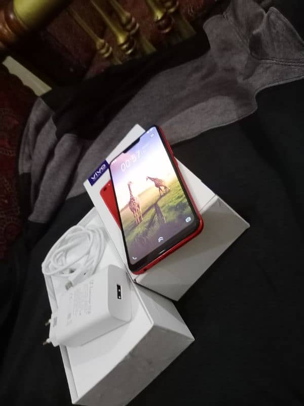 vivo y83 6gb 128gb with box charge fnllll 3