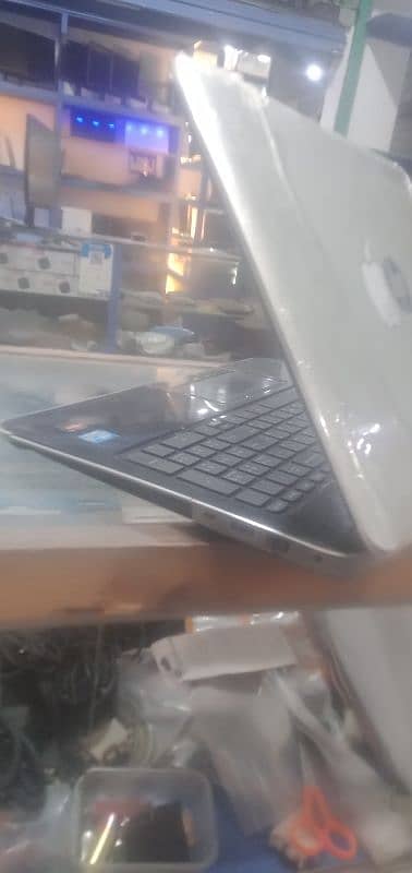 laptop HP core i5 3rd gen pavilion 4