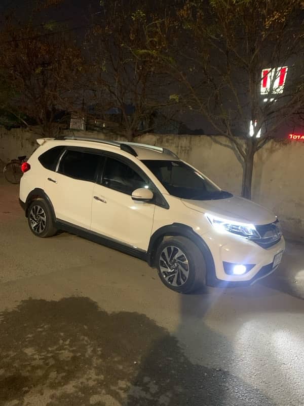 Honda BR-V 2019 Full Option Automatic Bumper to Bumper Genion 1st ownr 16