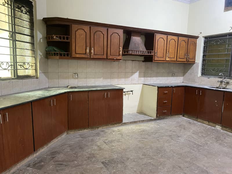 1 Kanal Double Storey House Available For Rent In Punjab Society Phase 1, PIA Road Vip Location, Separate Servant Quarter With Kitchen And Washroom 27