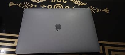 MacBook Pro 2017 CORE I7