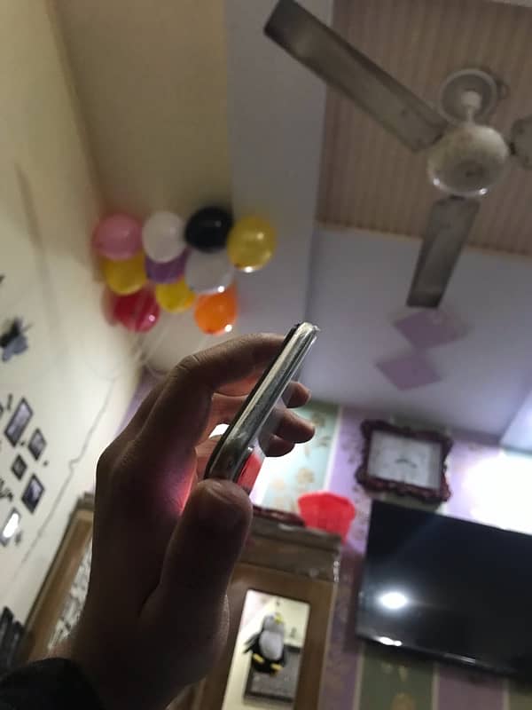 iPhone X New condition Waterproof mobile 64 gb 3