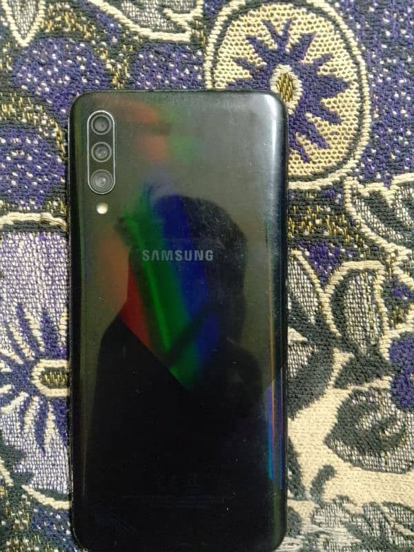 Samsung A30s 6