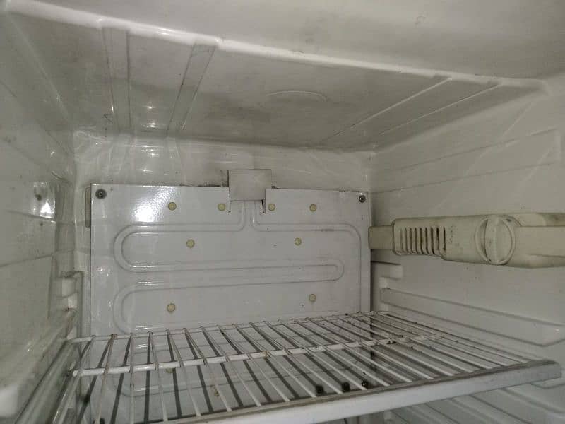 Refrigerator/ Freezer 0